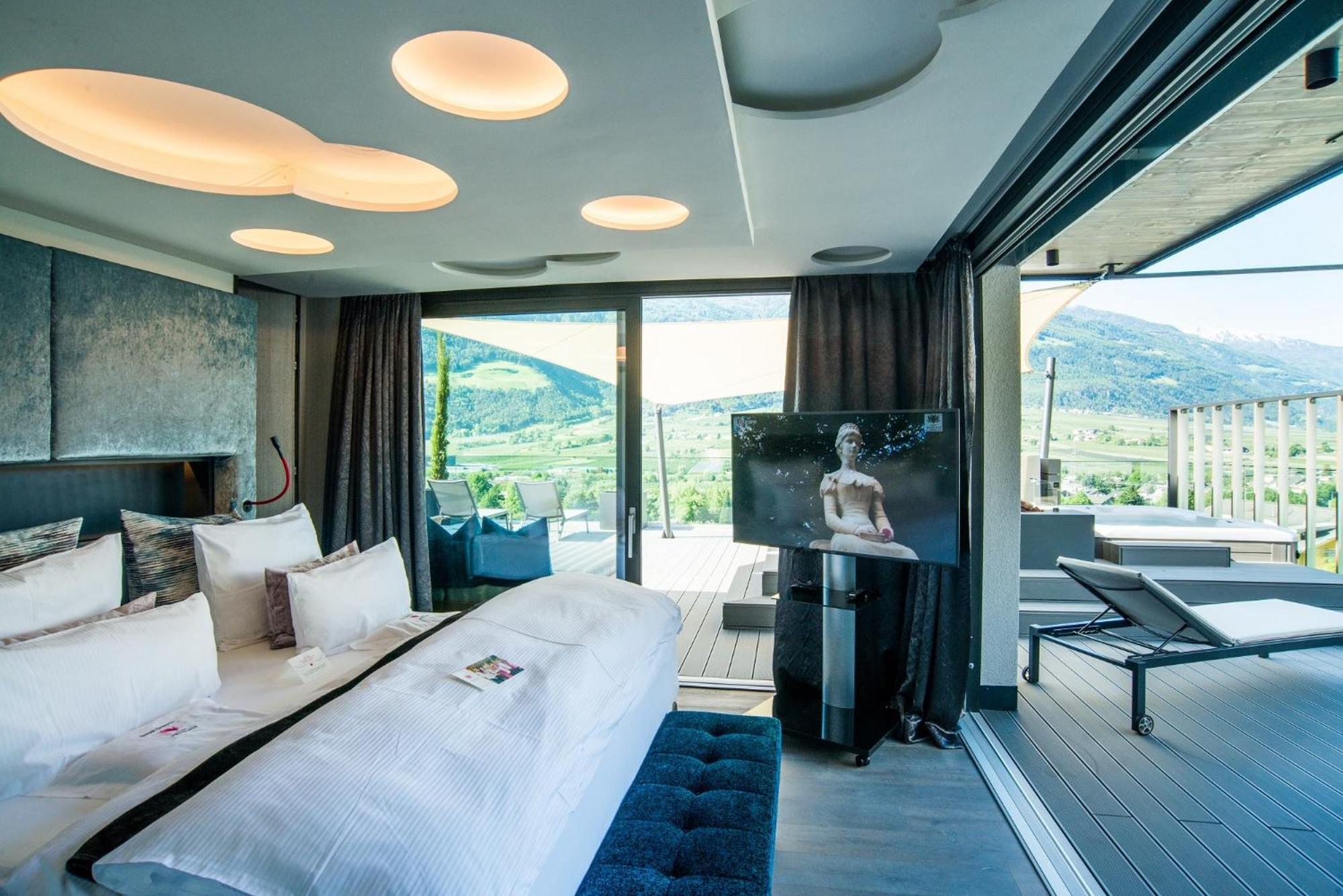 נטורנו Preidlhof Luxury Dolce Vita Resort מראה חיצוני תמונה